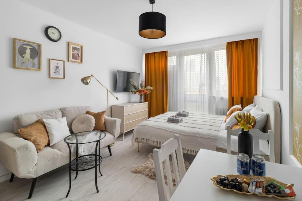 Air-conditioned Downtown Oasis On Foot To Station Metro Smarttv Wifi * Warszawa
