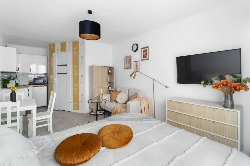 Air-conditioned Downtown Oasis On Foot To Station Metro Smarttv Wifi Butas Warsaw