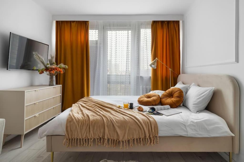 Butas Air-conditioned Downtown Oasis On Foot To Station Metro Smarttv Wifi *
