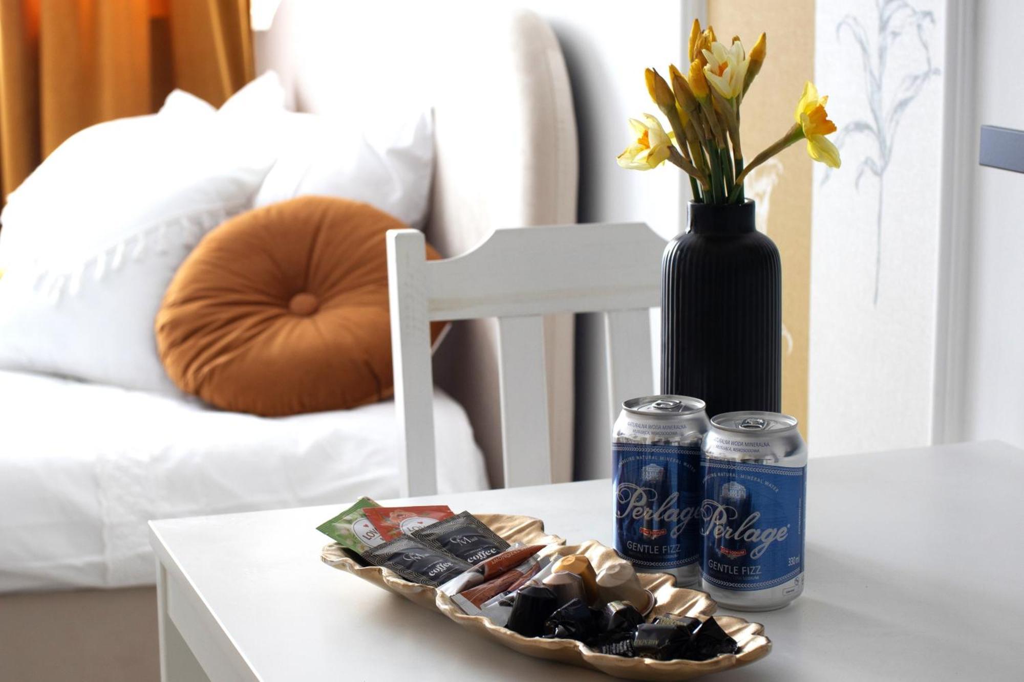 Air-conditioned Downtown Oasis On Foot To Station Metro Smarttv Wifi Butas Warsaw